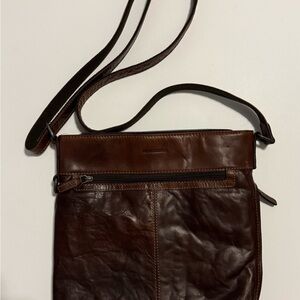 Elegant Brown Leather Crossbody Bag